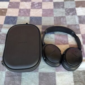 Bose QuietComfort 35 QC35 Series II Wireless Noise-Cancelling Headphones - Black